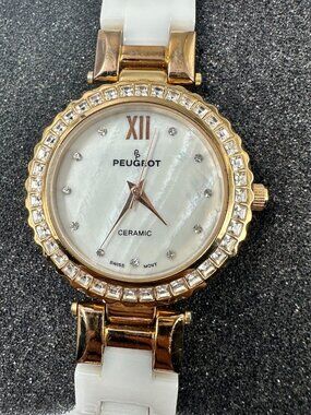 La Marque 9092 Ladies Watch New Battery 24MM 6.75\